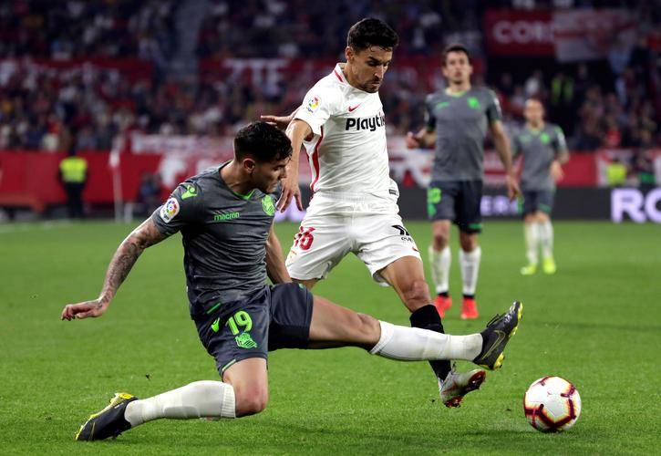 半岛体育vip注册-塞维利亚客场惨败，瓦伦西亚高居榜首的简单介绍