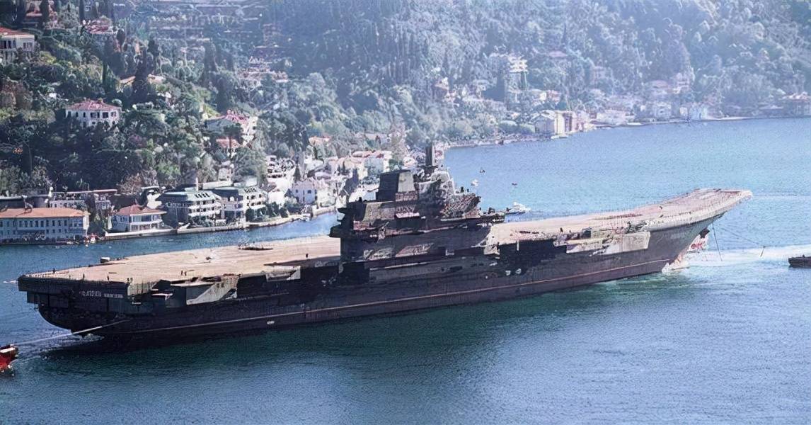 半岛体育app下载地址-关于乌克兰队意外闯入争冠赛，欧预赛引爆的信息