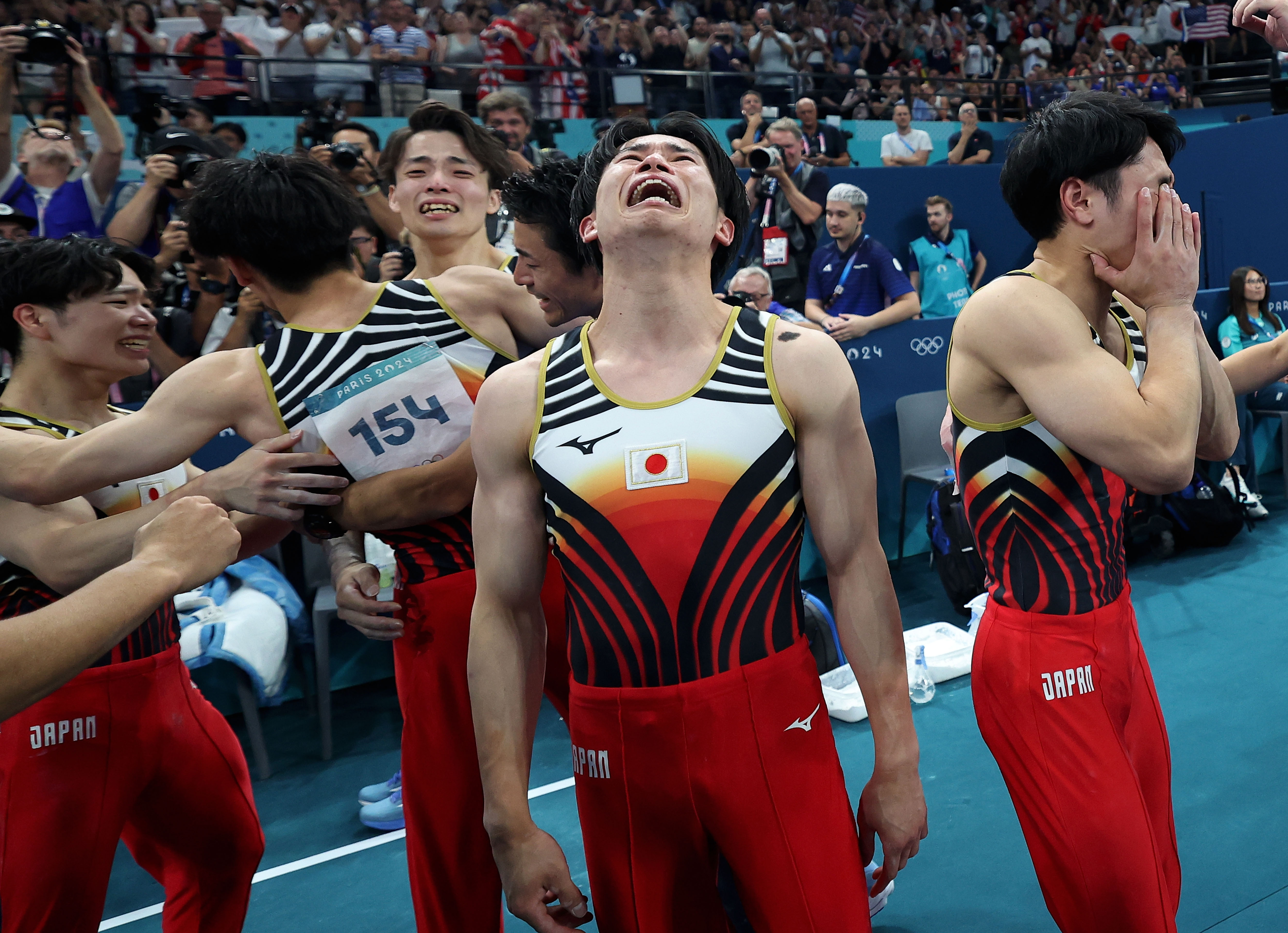 半岛体育平台-日本跳水运动员夺冠斩获金牌