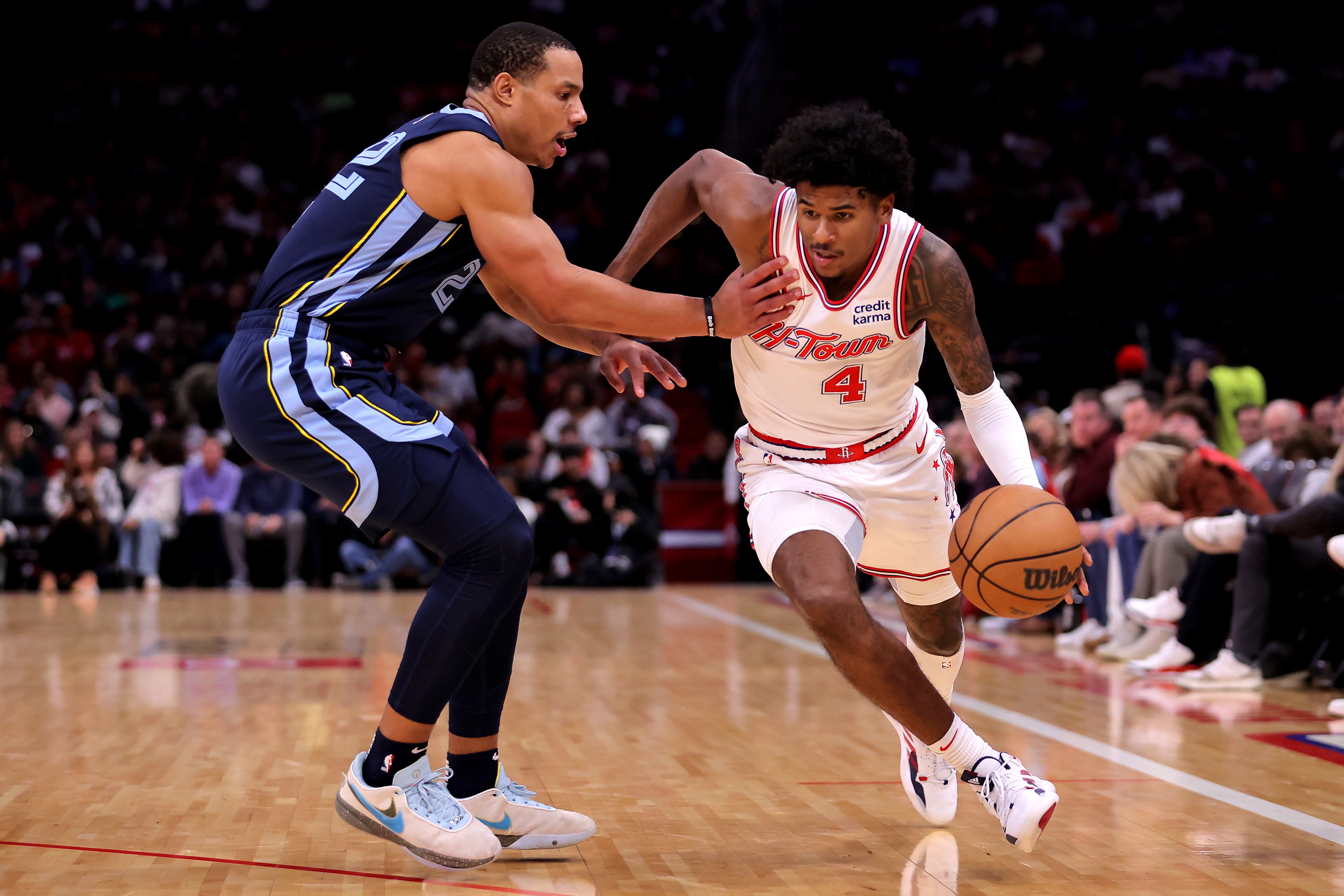 火箭客场大胜灰熊区别分缩小席卷球迷