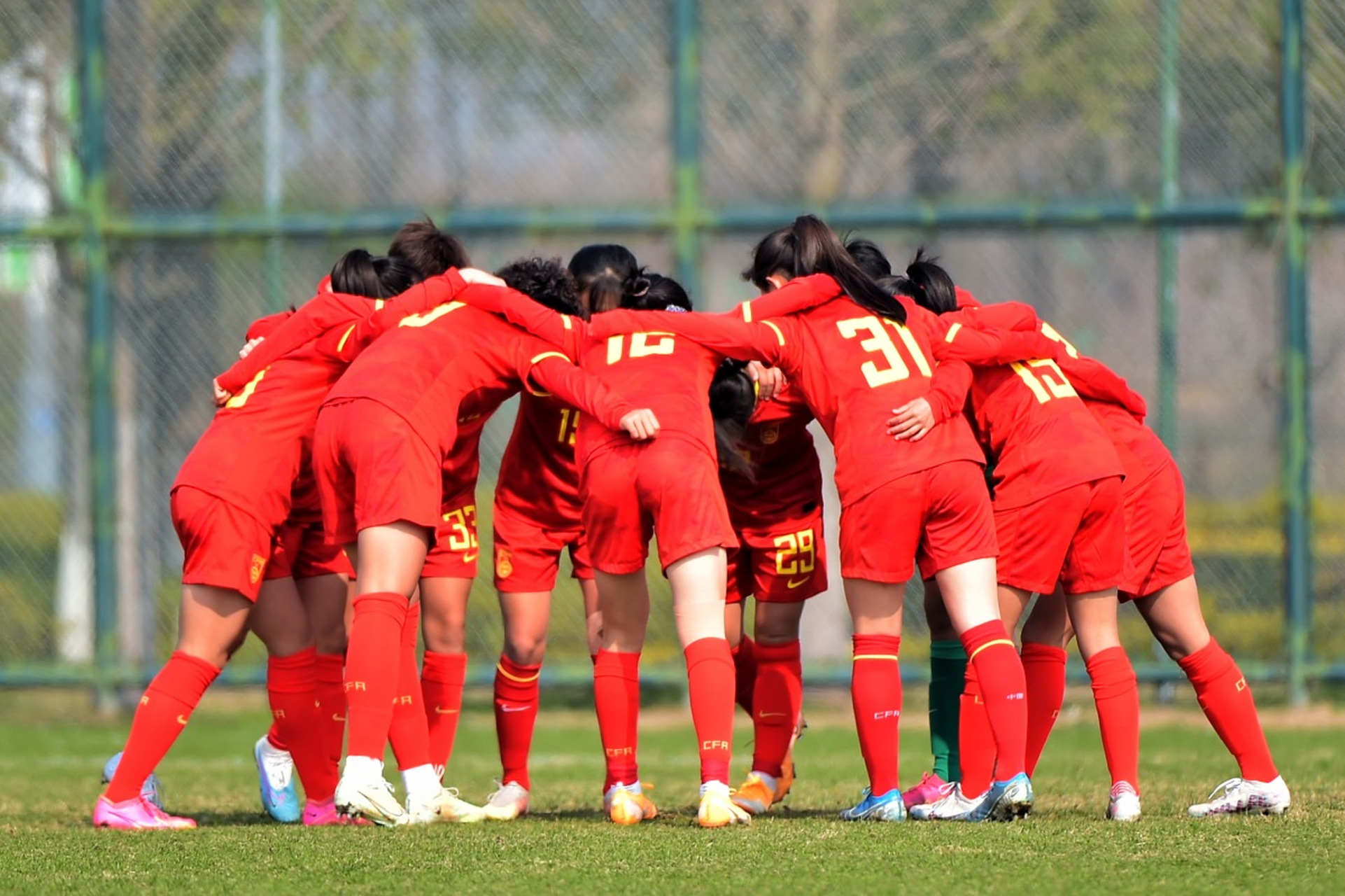 半岛体育网页版登录入口-包含中国女足备战大赛，力求最佳表现的词条