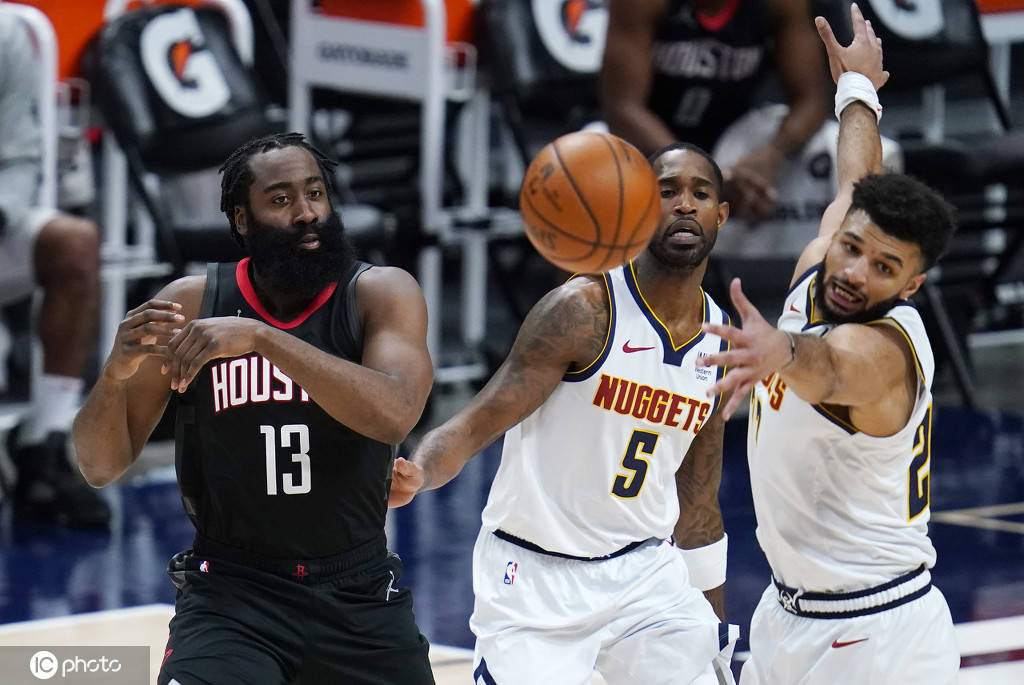 半岛体育网站入口-火箭客场不敌黄蜂，遭遇两连败