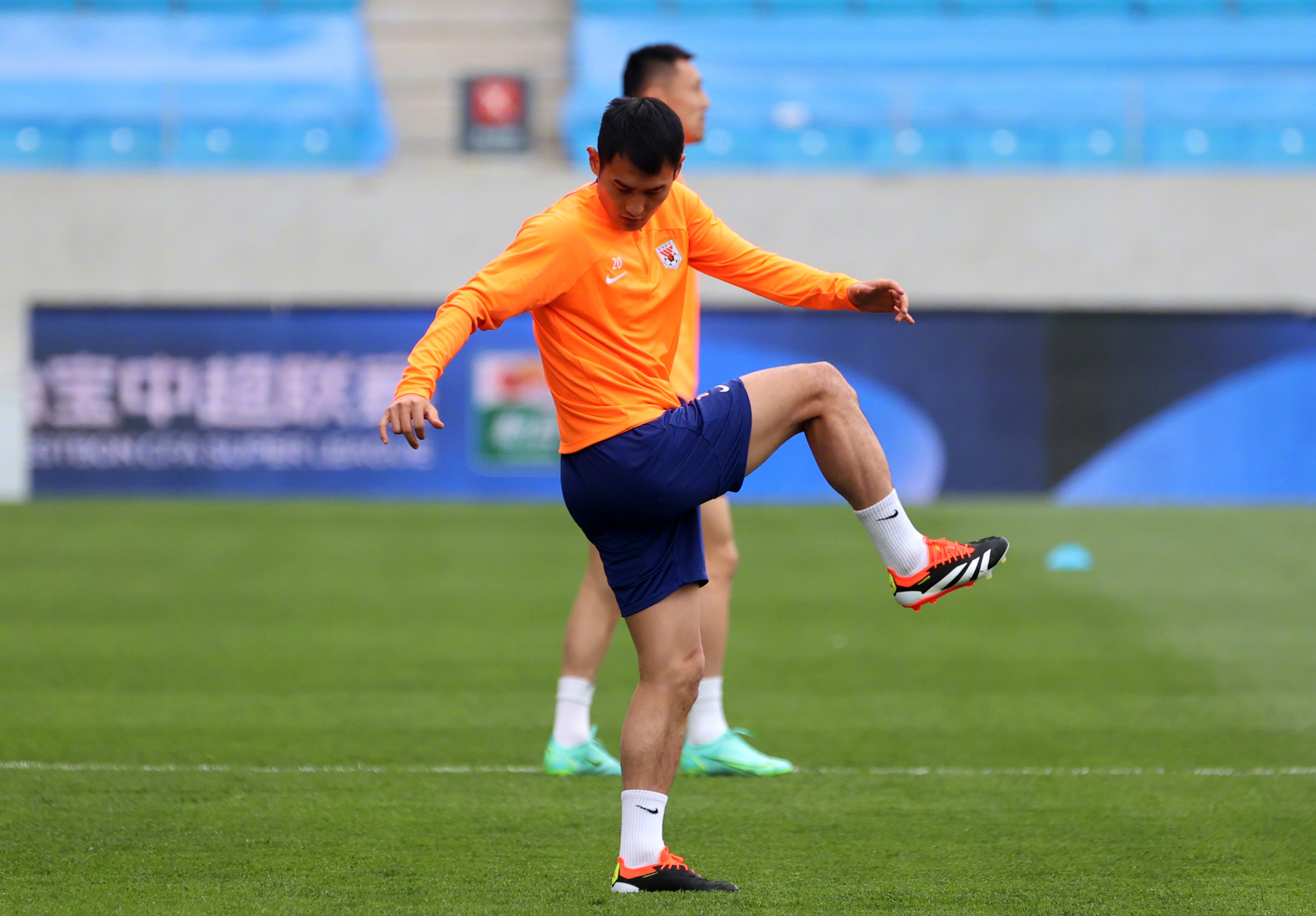 半岛体育app-球队训练计划调整，备战节奏加快